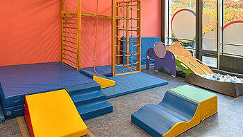 Kita Kleine Riesen Esslingen Hengstenberg Areal - Turnhalle